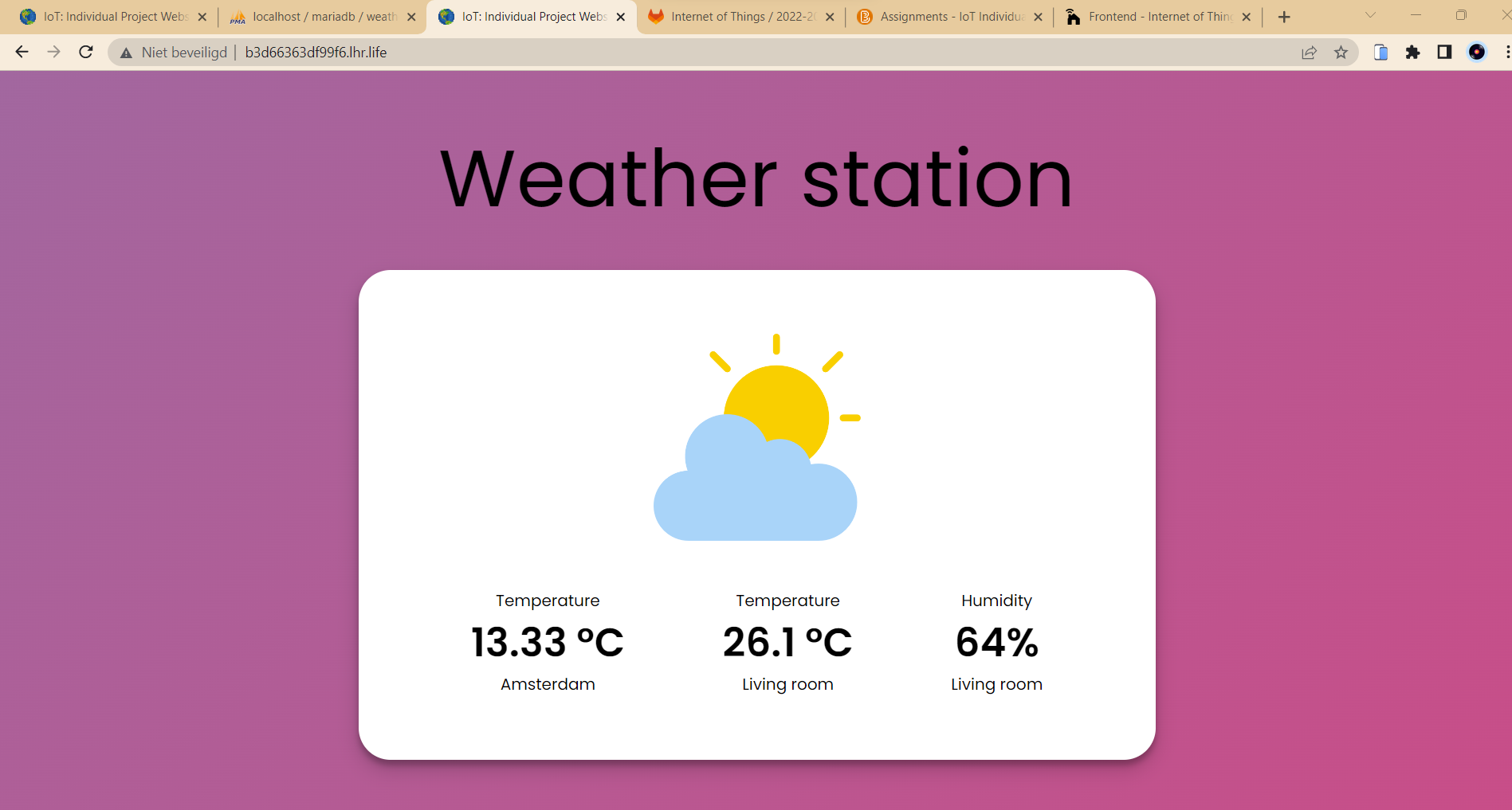 Screenshot of the weatherstation website version 2